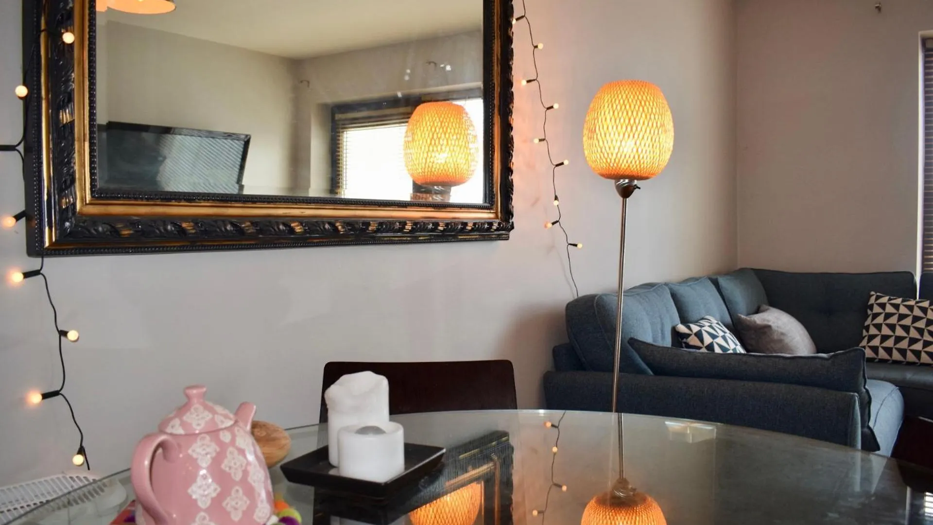 Spacious City Centre Apartment 더블린